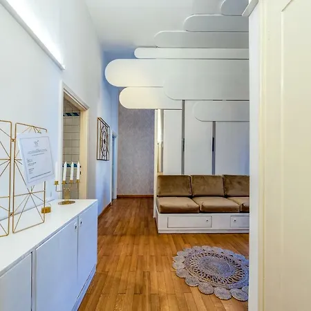 Apartment Elegance- Spanish Steps Rome